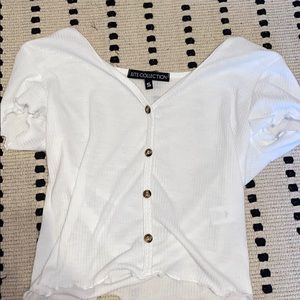 white button cute top!